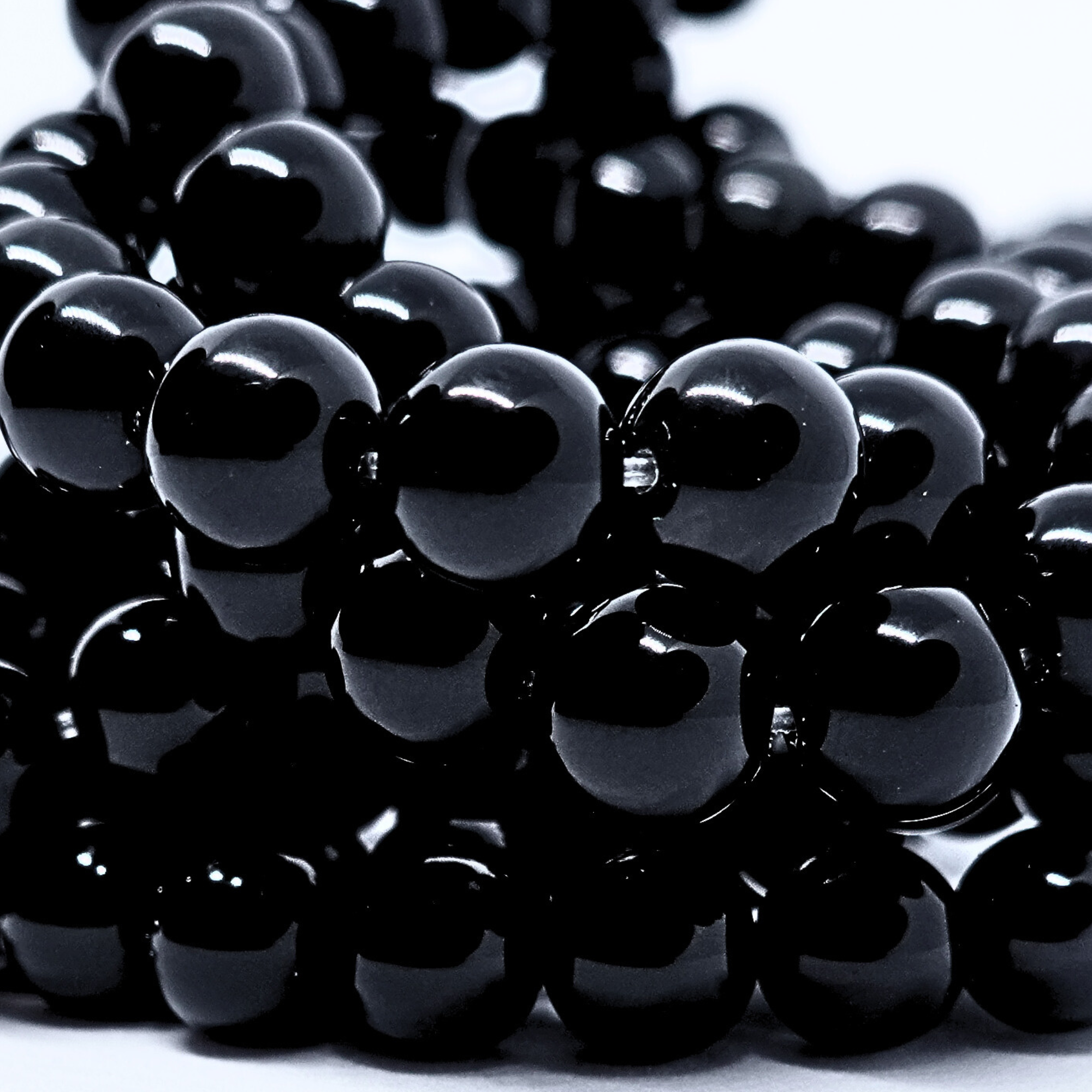 Obsidienne - Rang de perles rondes sur fil en 6 ou 8 mm - Grade A Lovaneo grossiste perle semi precieuse