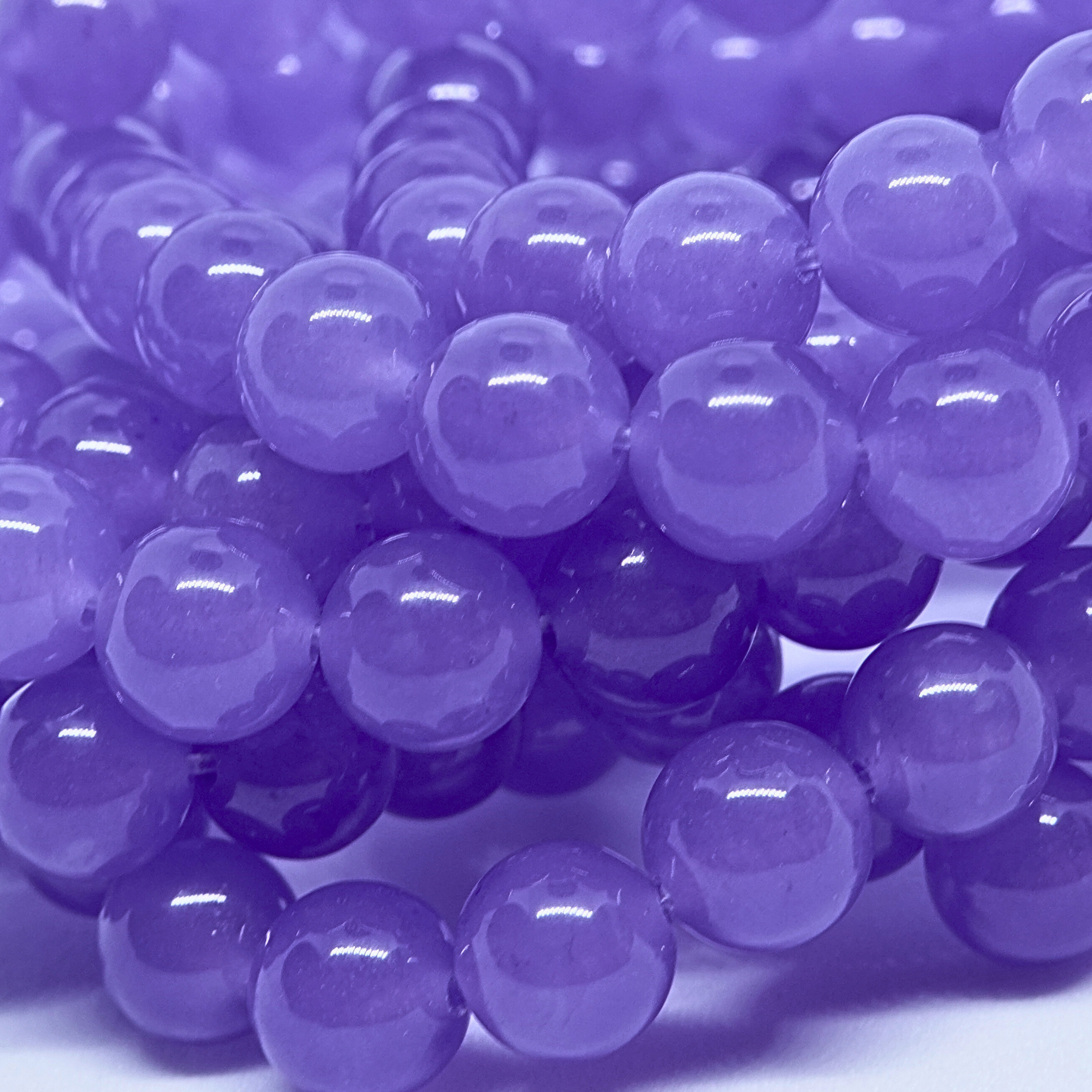 Tanzanite - Rang de perles rondes sur fil en 6 ou 8 mm - Grade A - Afrique de l'Est Lovaneo grossiste perle semi precieuse