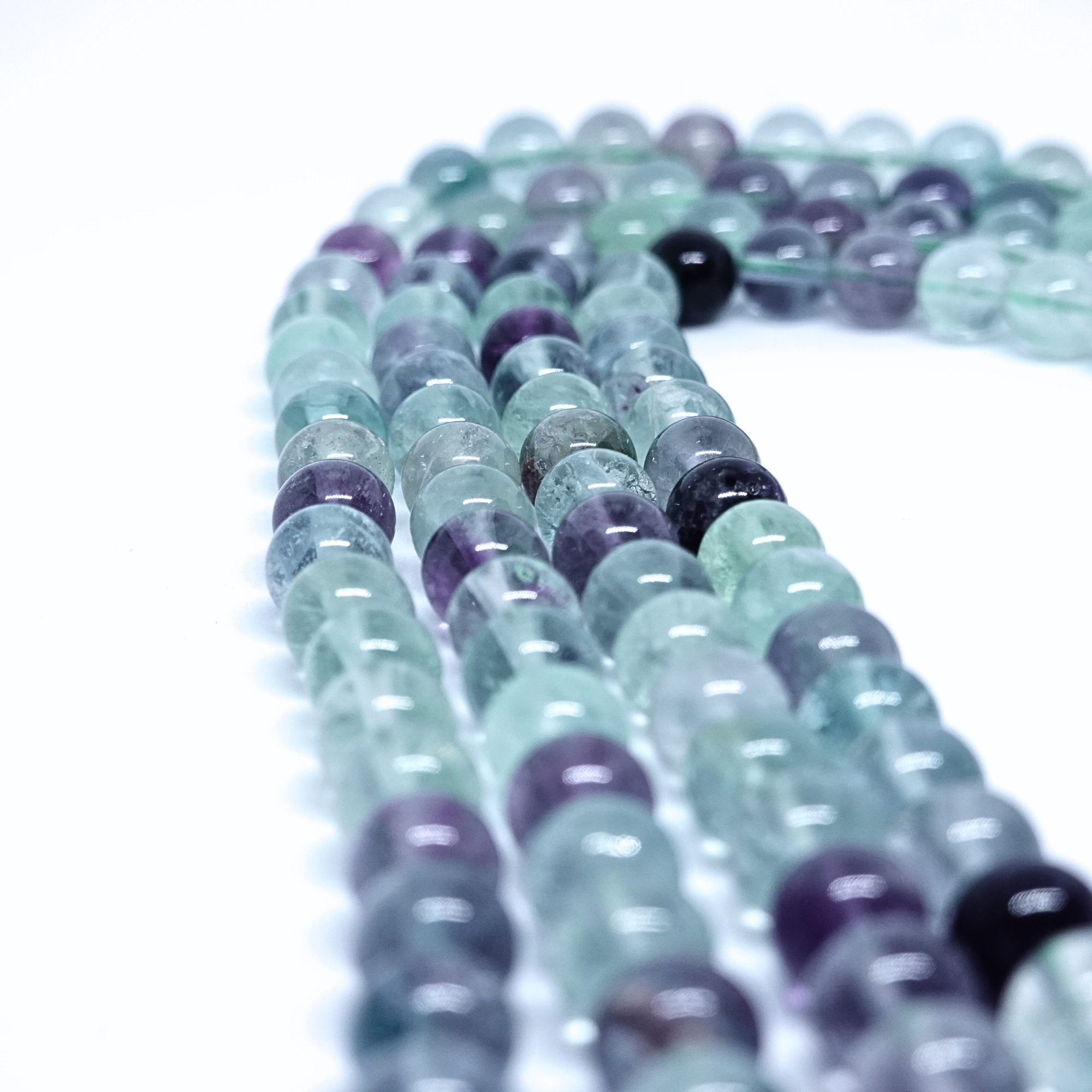 Fluorite Multicolore - Rang de perles rondes sur fil en 6 ou 8 mm - Grade A